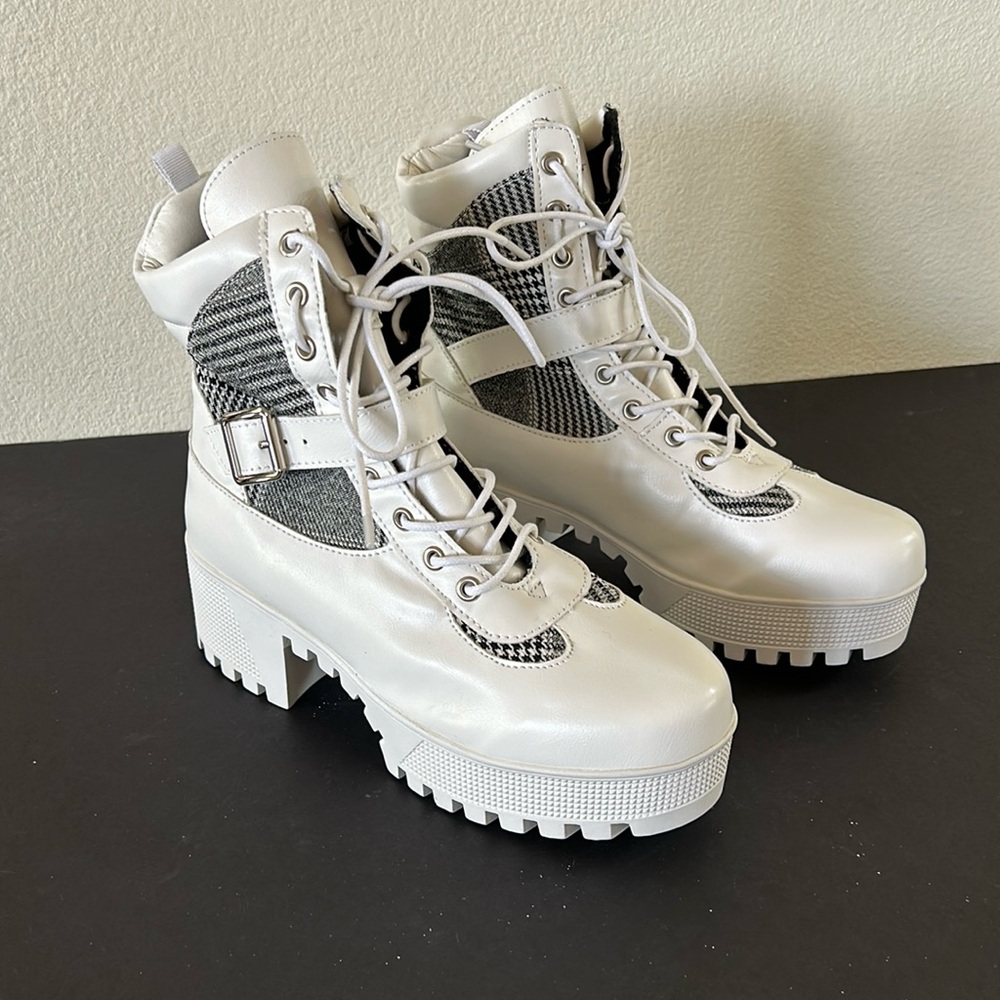 Aiit Platform Boots
